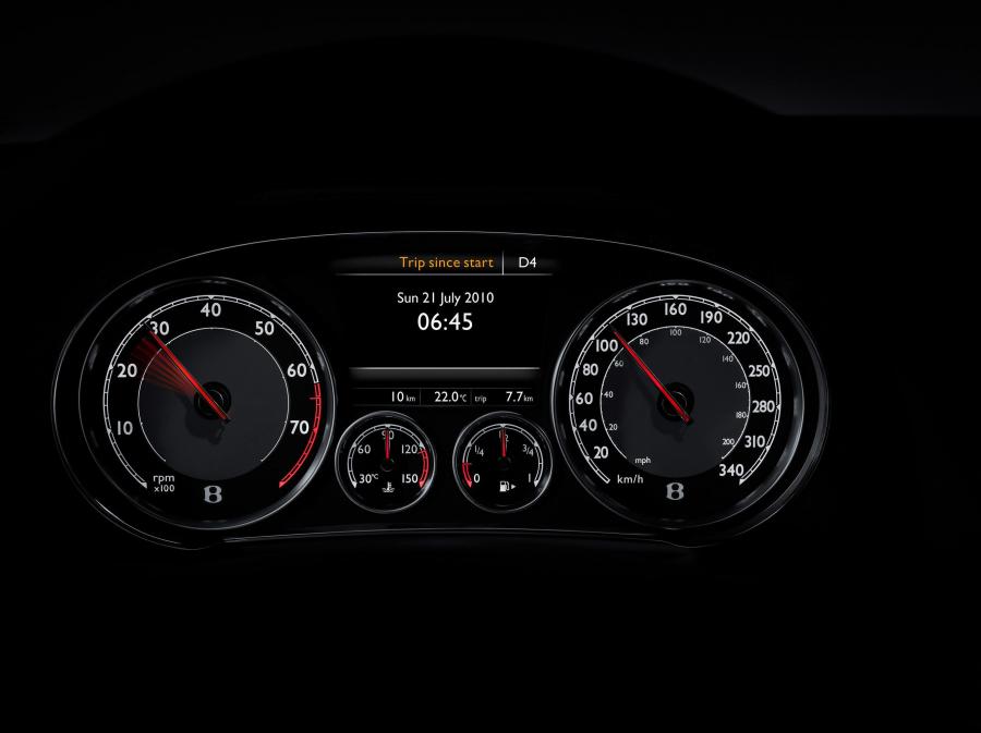  Bentley Continental GT 2011 года  (фото 22 из 151)